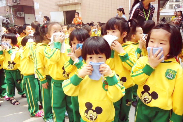 (幼兒園小班教師論文)范文:探討如何在幼兒園開展社團活動 (幼兒園小班教師論文)范文:探討如何在幼兒園開展社團活動